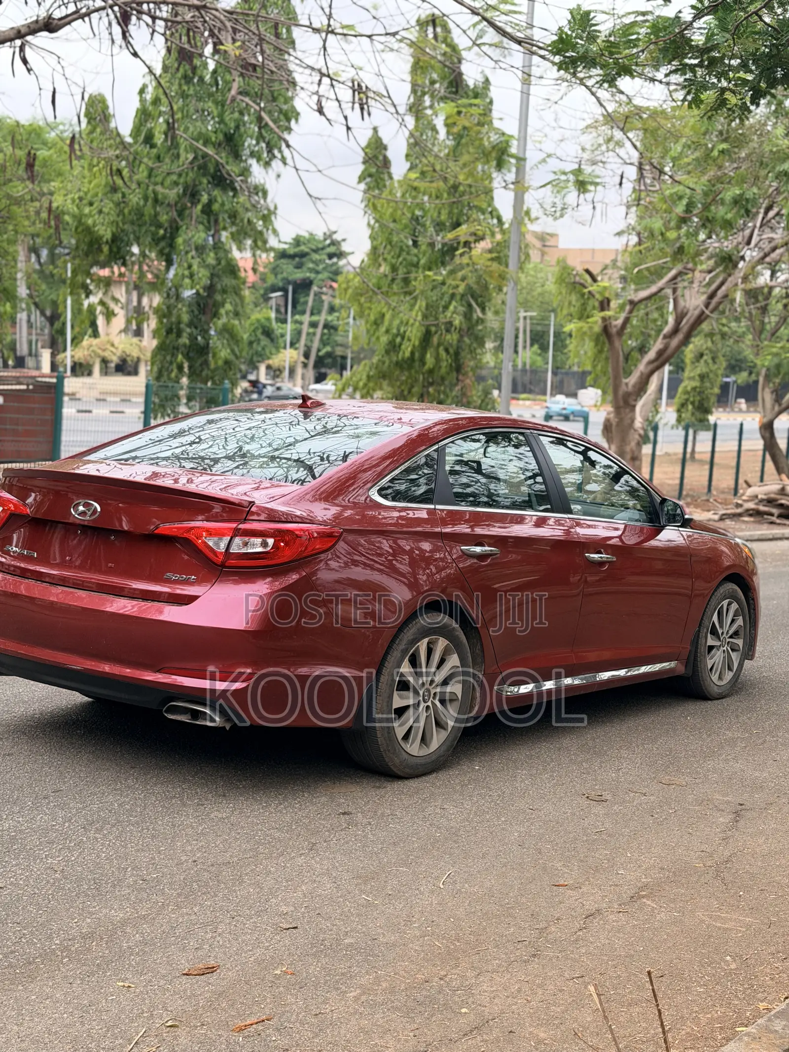 Hyundai Sonata Sport Sedan FWD (2.4L 4cyl 6A) 2016 Red
