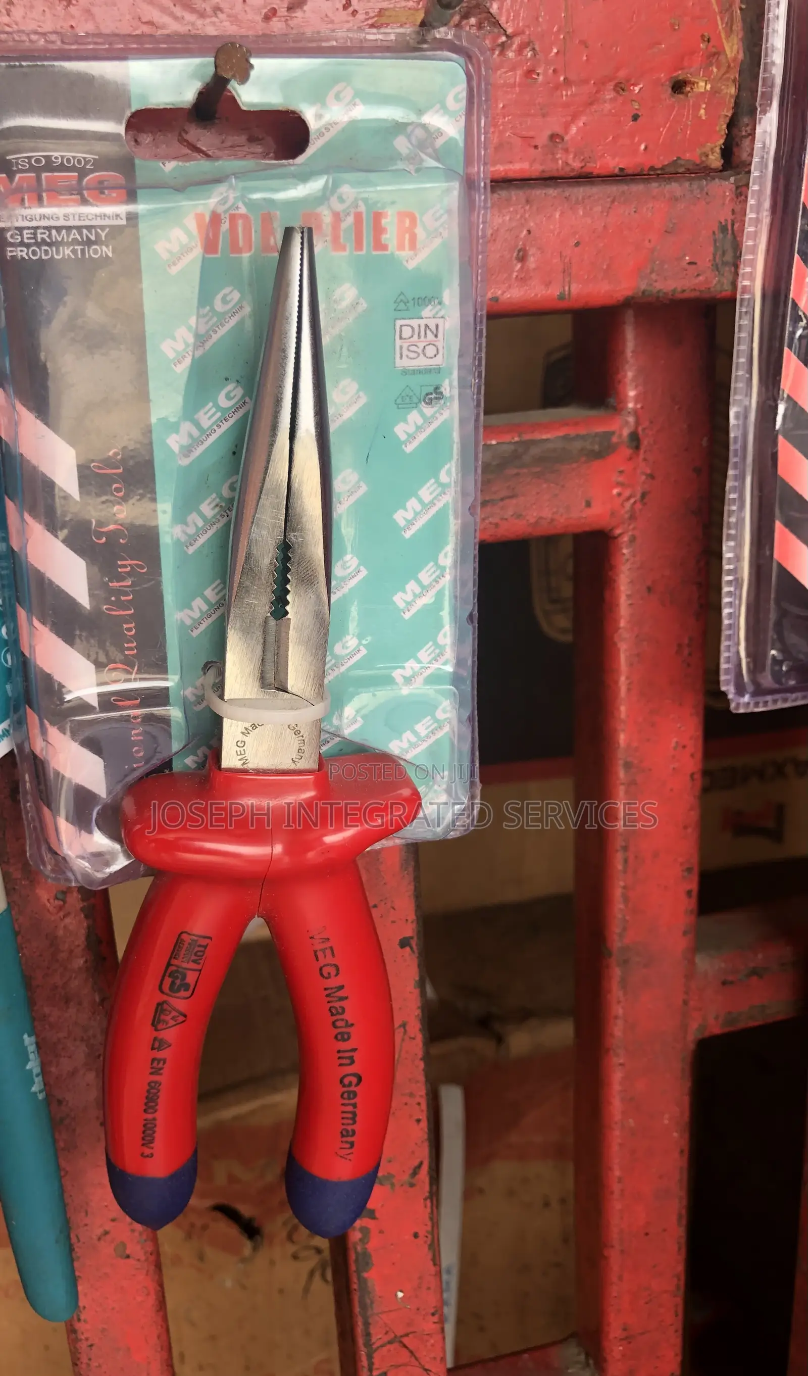 Insulated Long Nose Pliers
