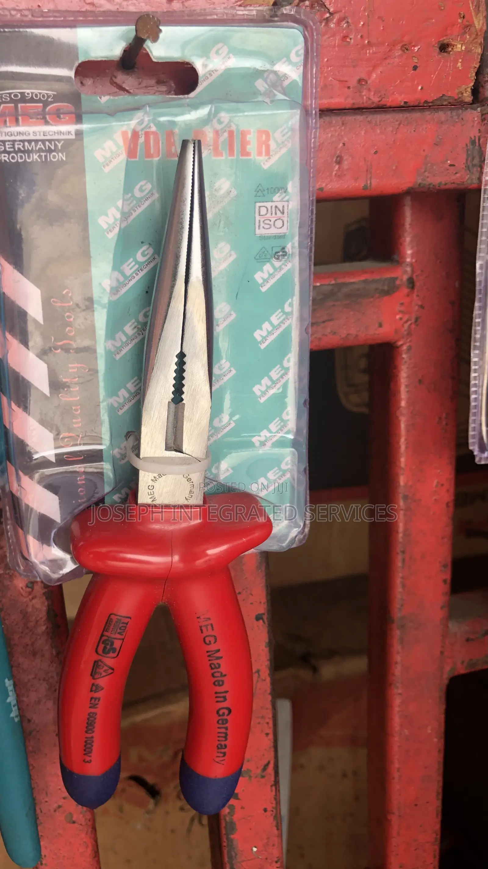 Insulated Long Nose Pliers