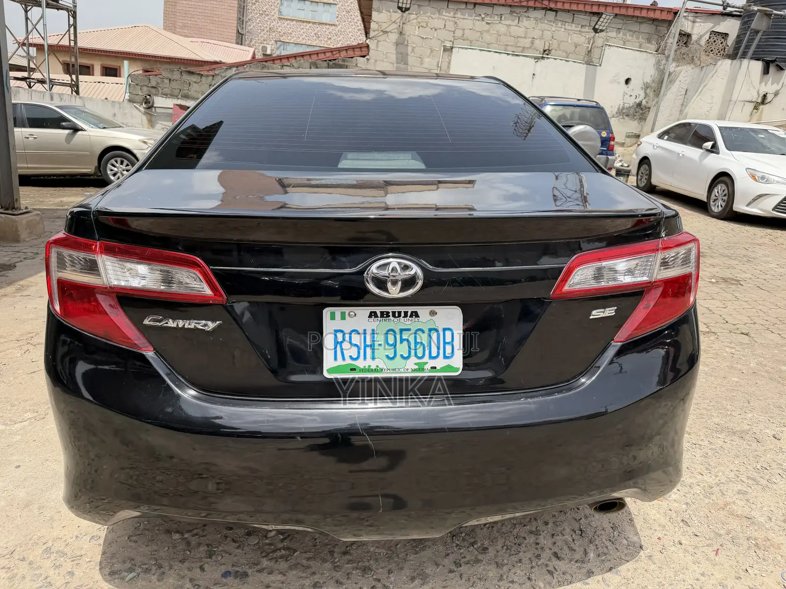 Toyota Camry SE 4dr Sedan (2.5L 4cyl 6A) 2014 Black