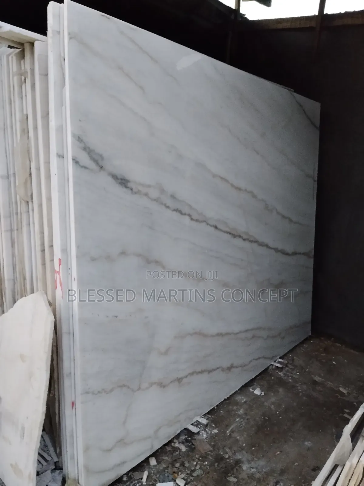 Quality Marble Used for Flooring, Kitchen Top, Island, Vanity, Walls