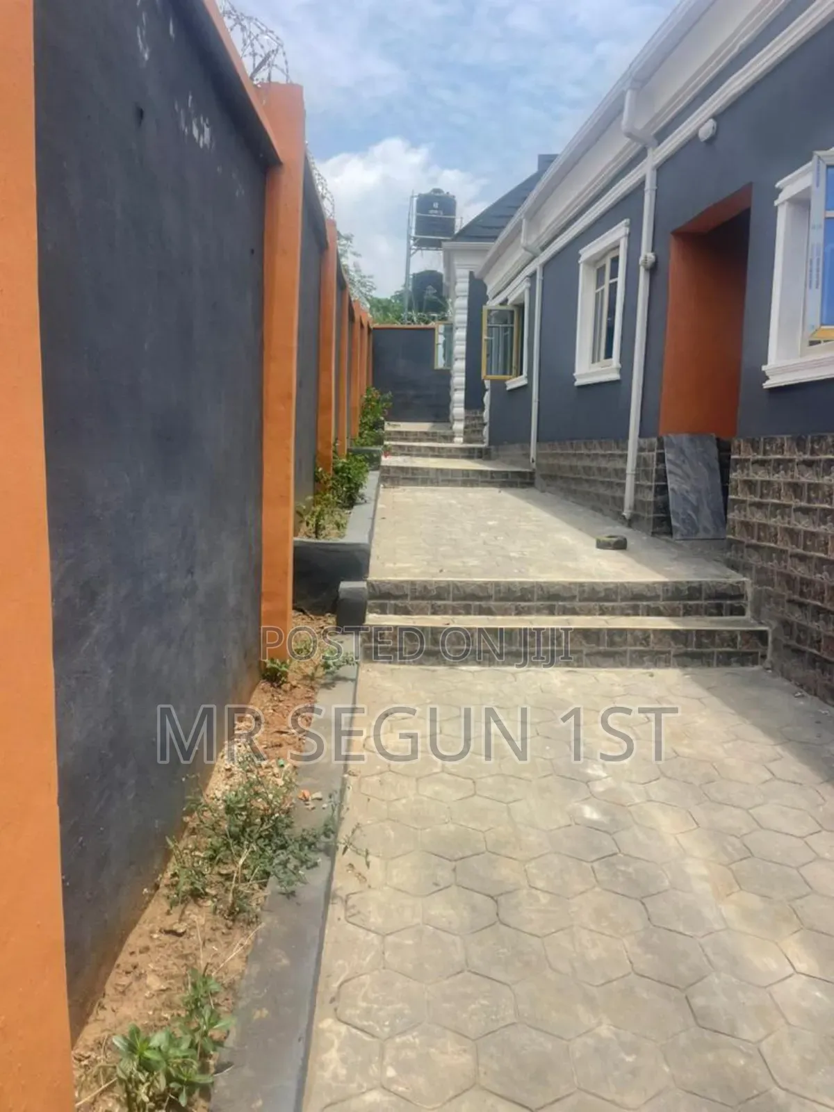 2bdrm Bungalow in Mekun Hiil, Akala Express for rent