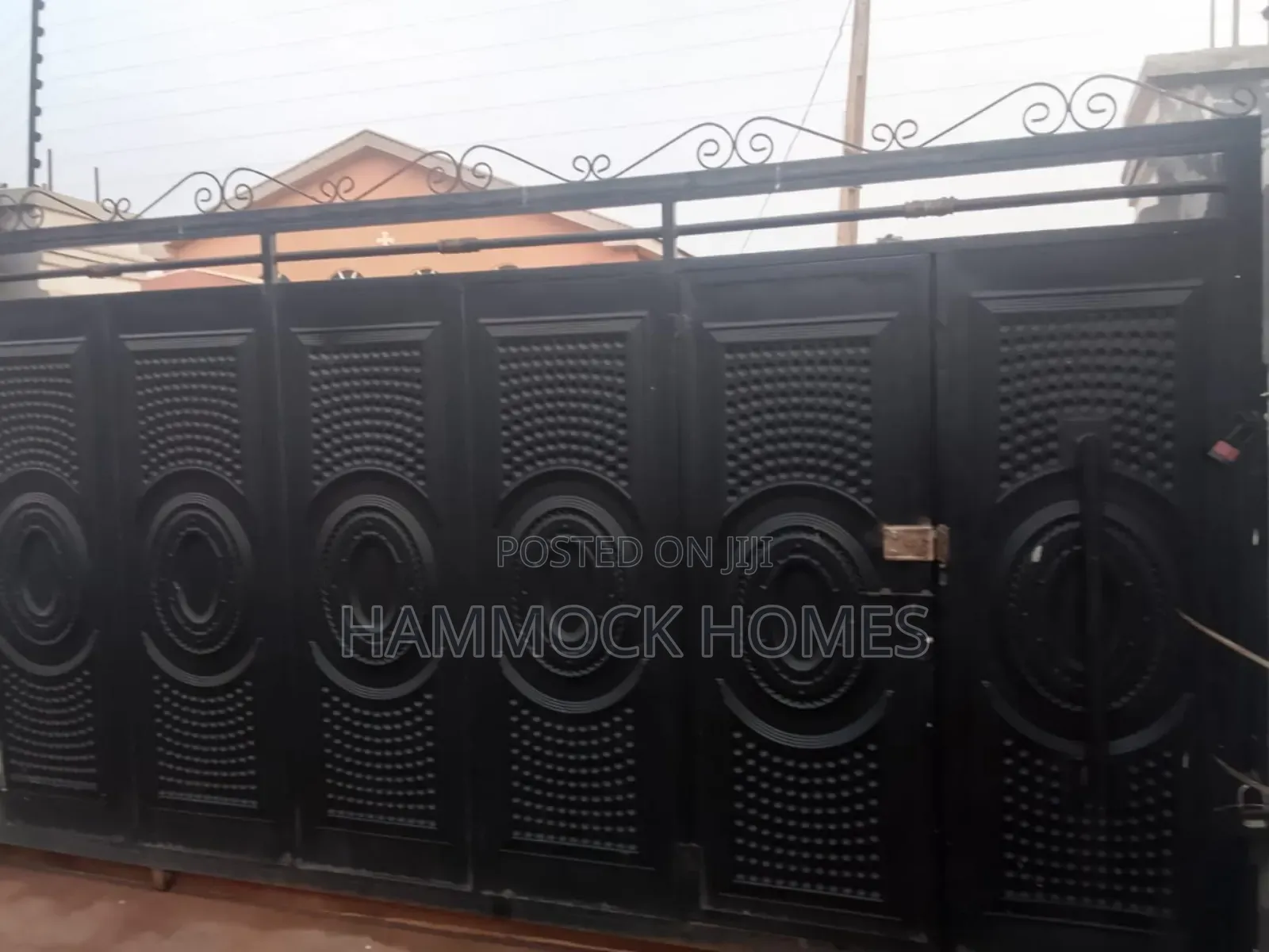 3bdrm Bungalow in Okebadan Estate, Akobo for sale
