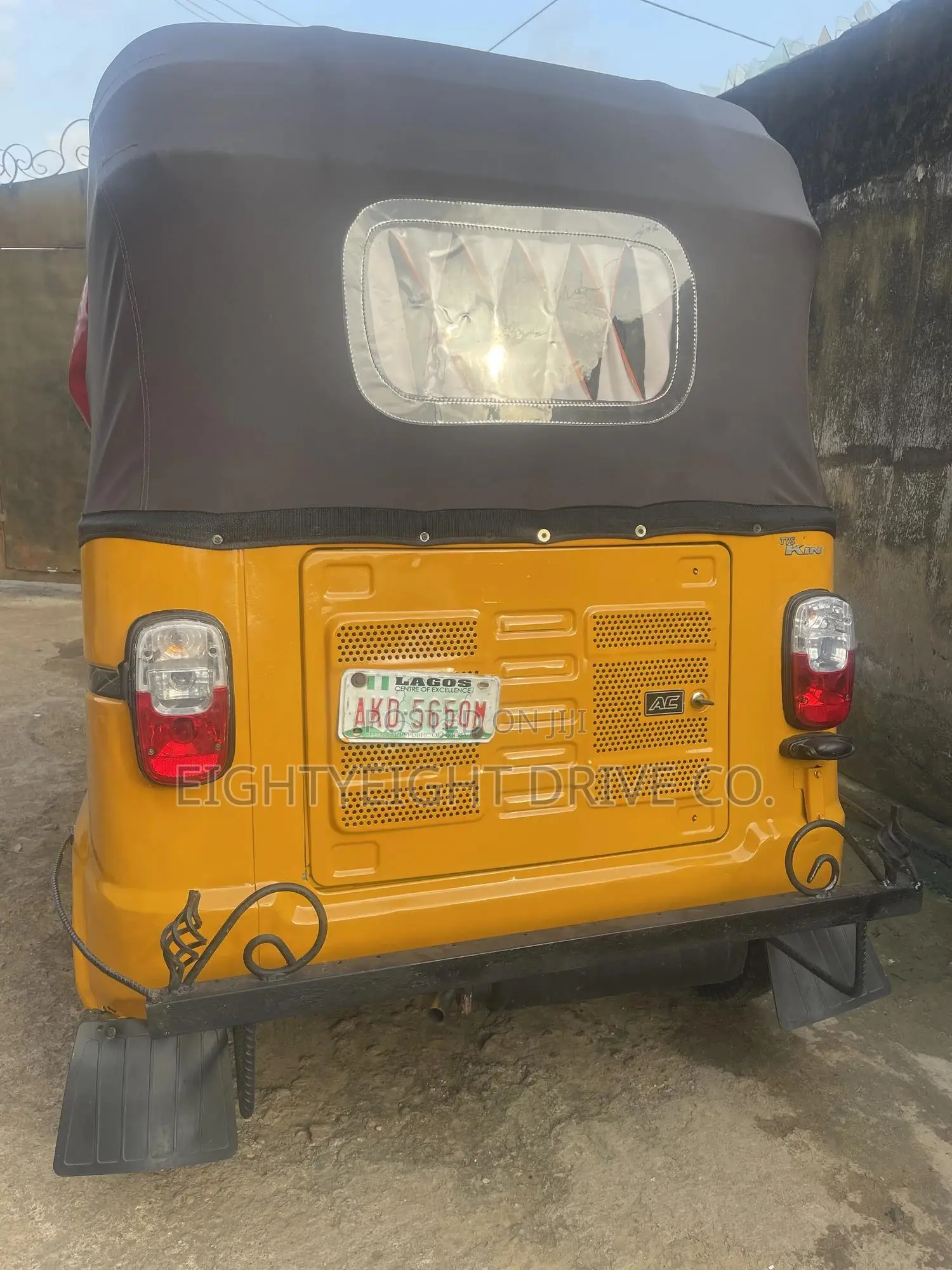 TVS King Deluxe Plus iTouch Start 2023 Yellow
