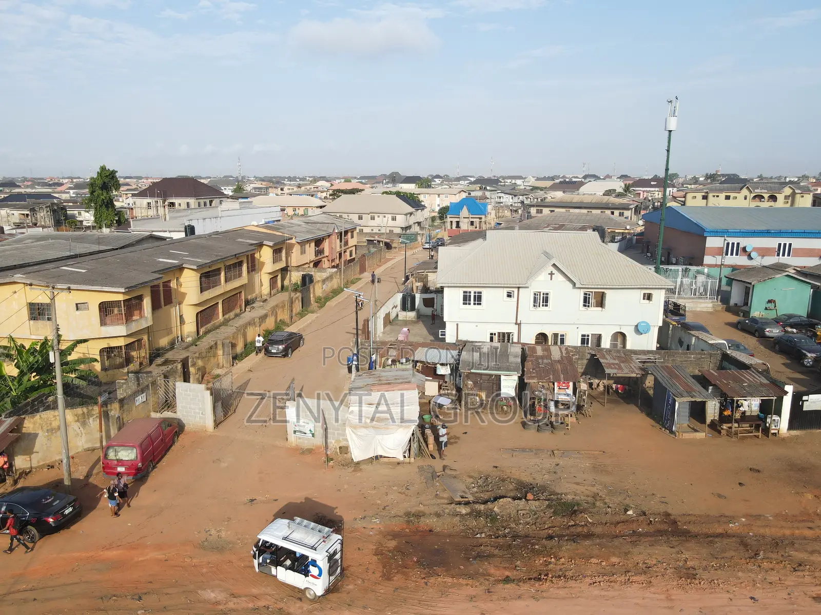 Cornerpiece Land in a Strategic Location