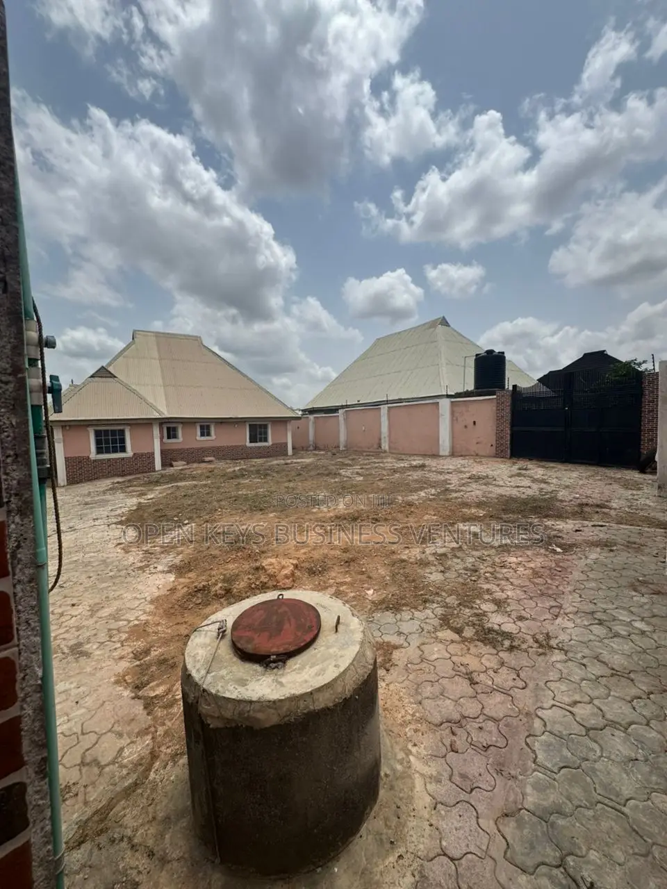 Furnished 3bdrm Bungalow in By Butoal Filling, Omi Adio for sale