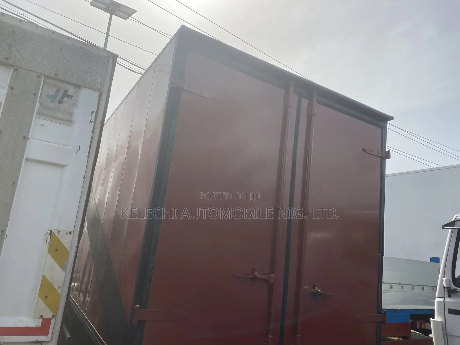 Mercedes Benz 814 Truck