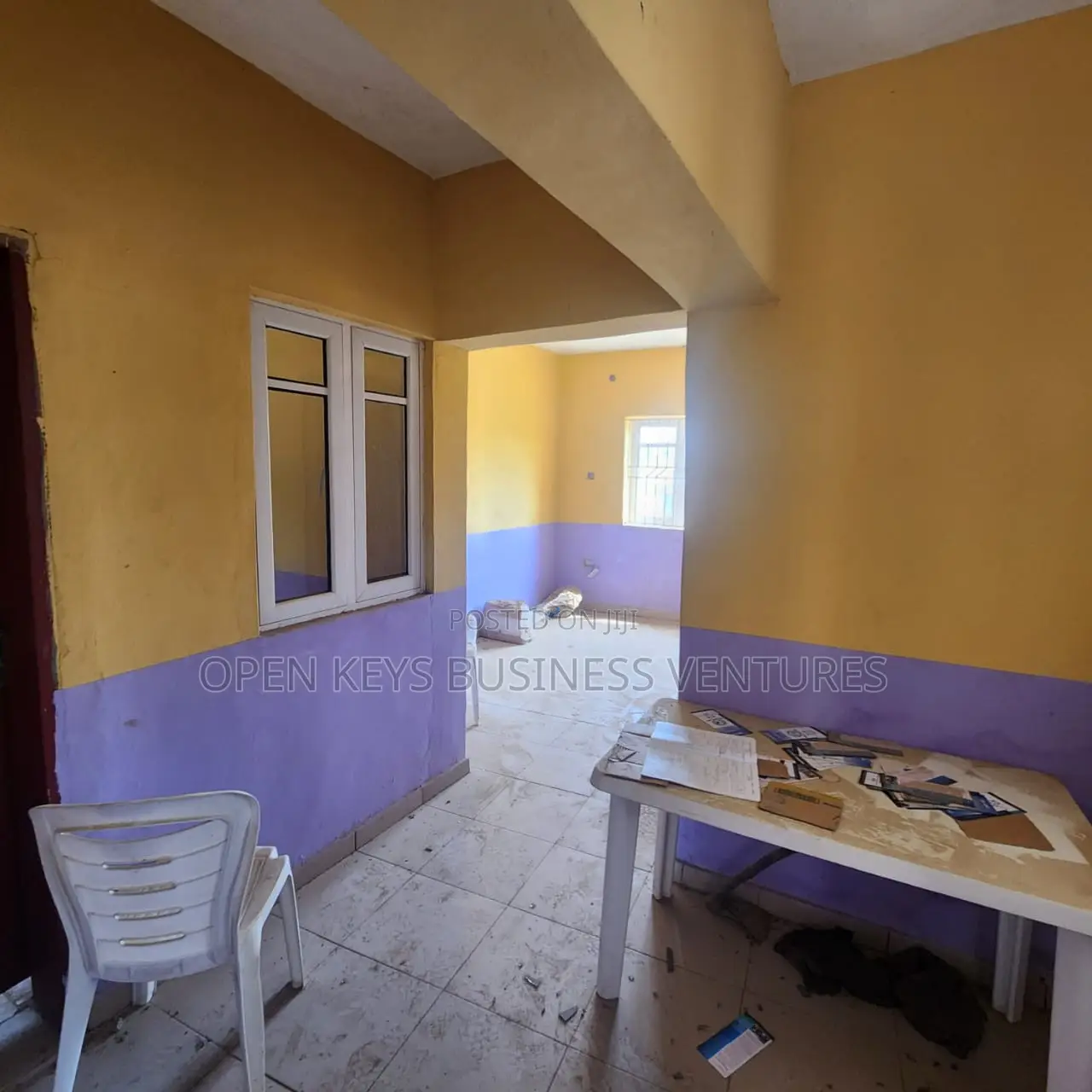 A 17 Classrooms School Building on 4 Plots of Land