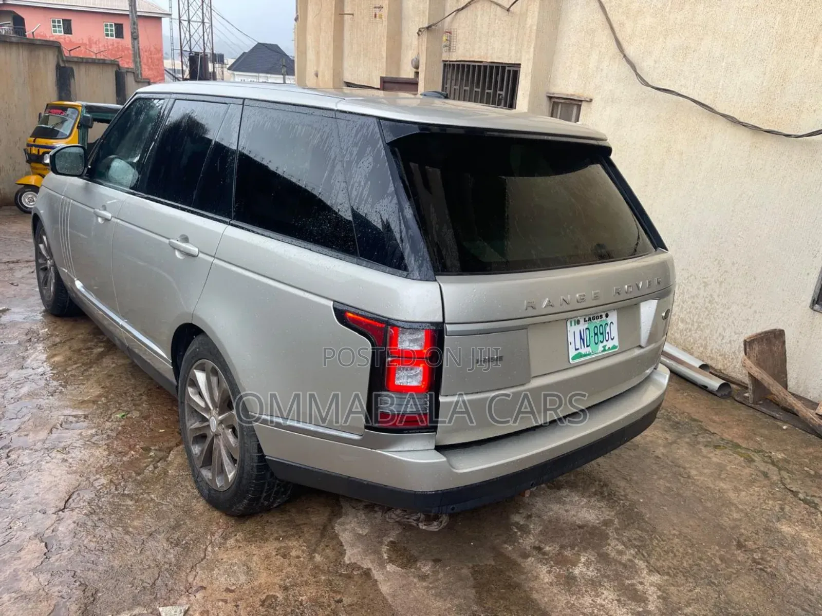 Land Rover Range Rover Sport 2015 Gold