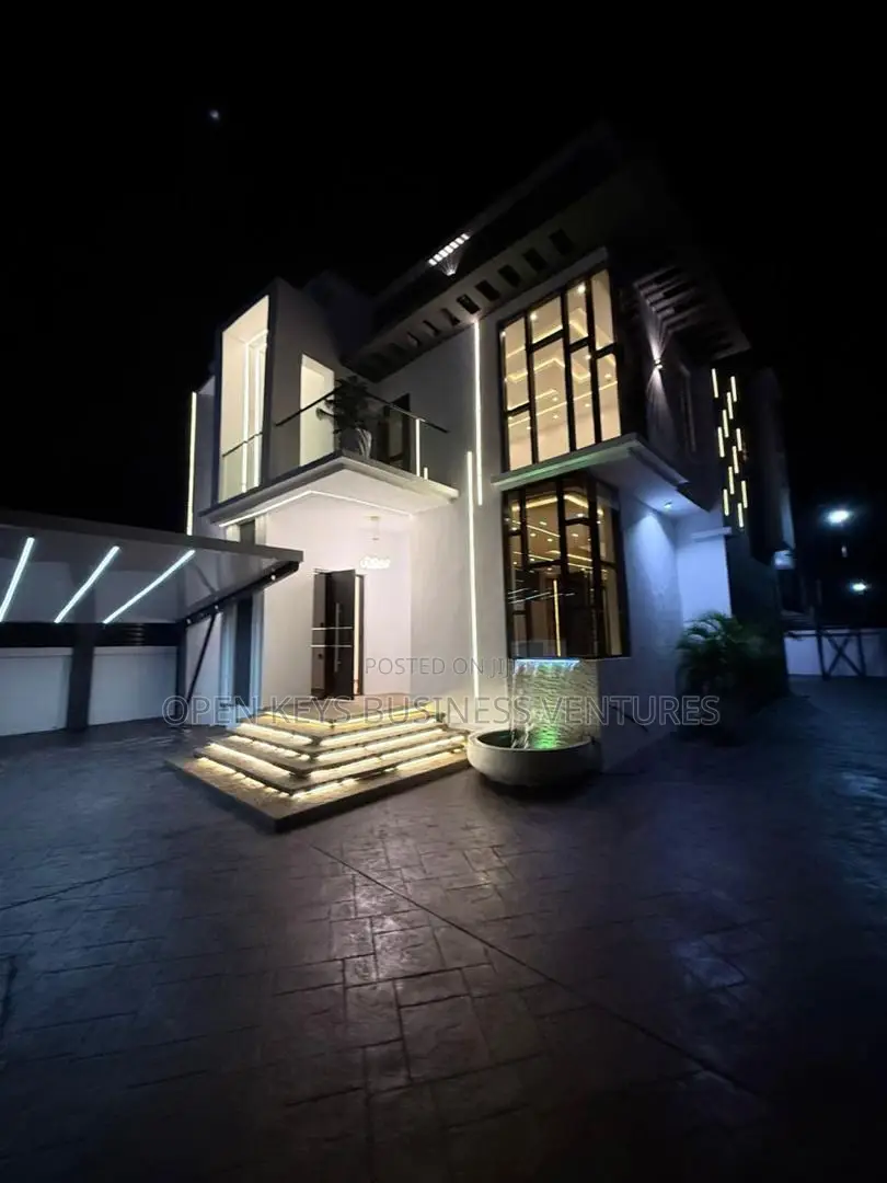 Furnished 4bdrm Duplex in Aare Oluyole for sale