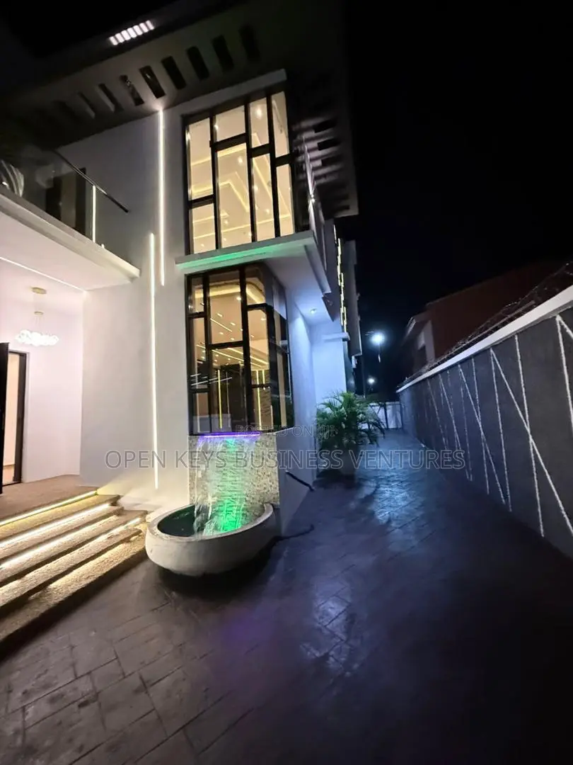 Furnished 4bdrm Duplex in Aare Oluyole for sale