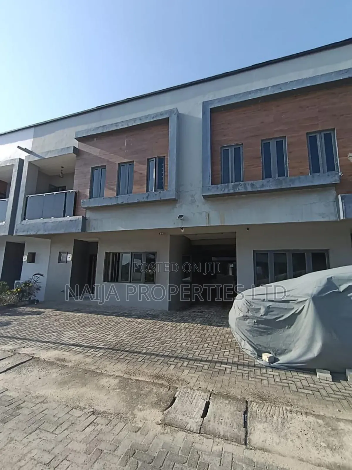 3bdrm Townhouse / Terrace in Off Lekki Coastal, Ogombo for rent