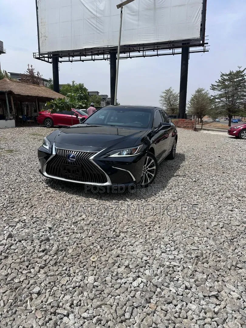 Lexus ES 300h Ultra Luxury 2021 Black