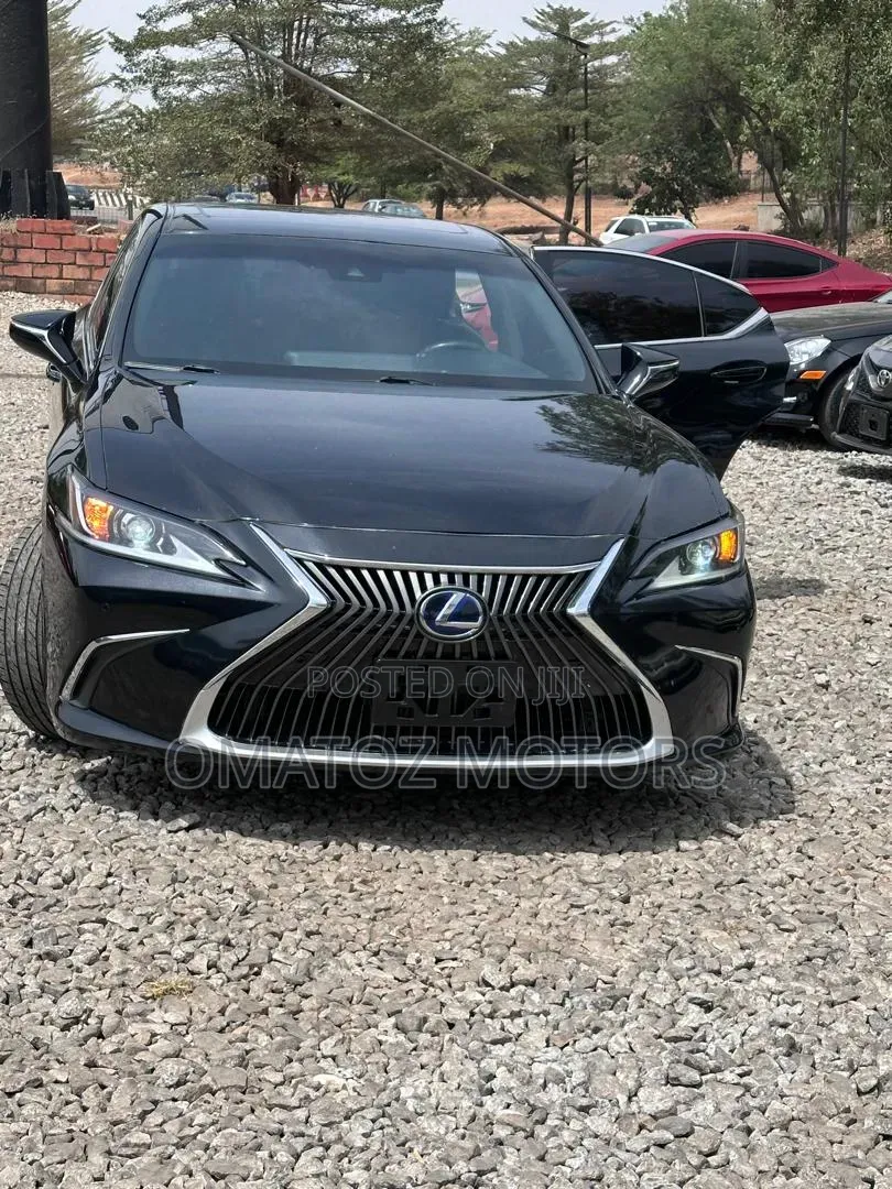 Lexus ES 300h Ultra Luxury 2021 Black