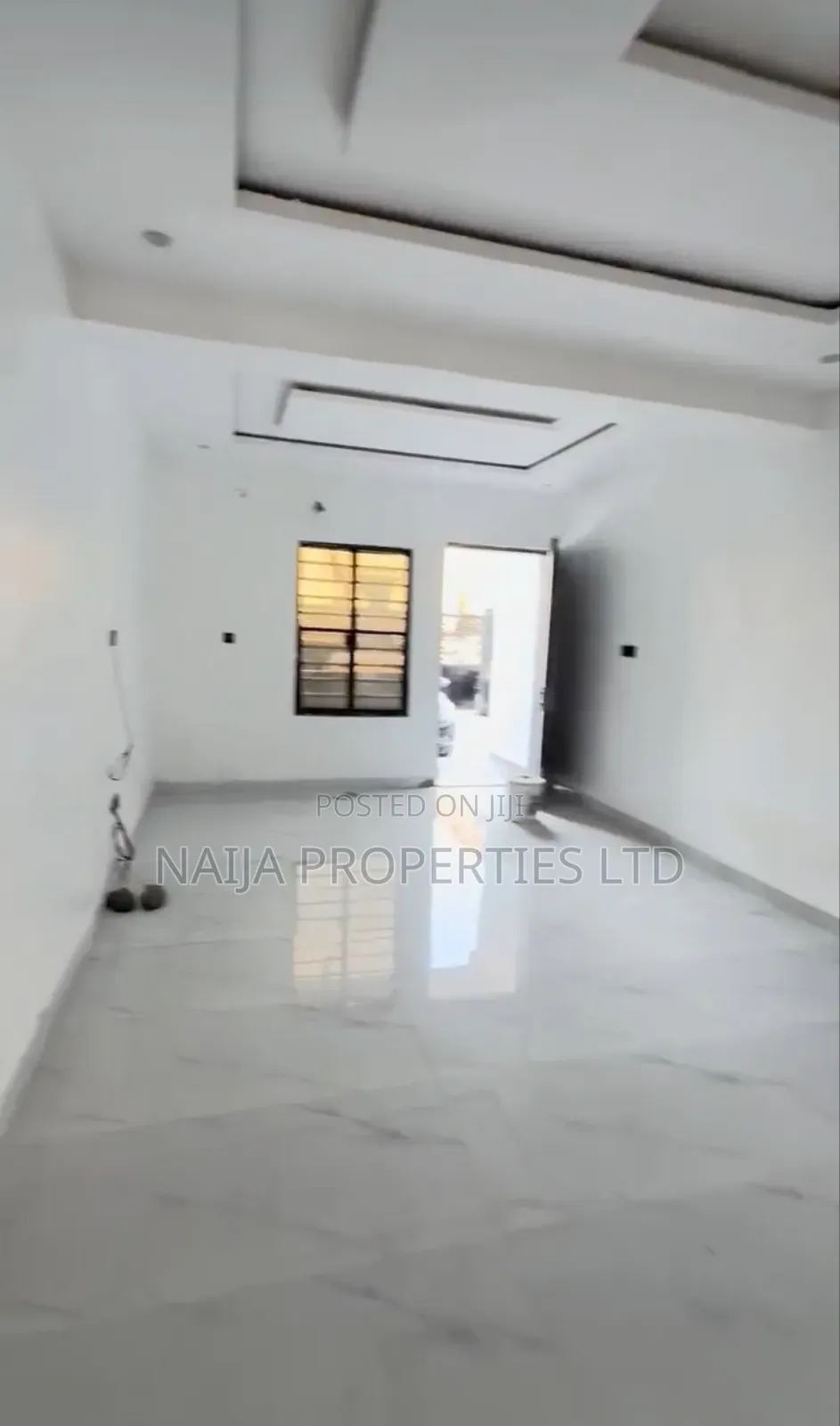 2bdrm Apartment in Igboefon for rent