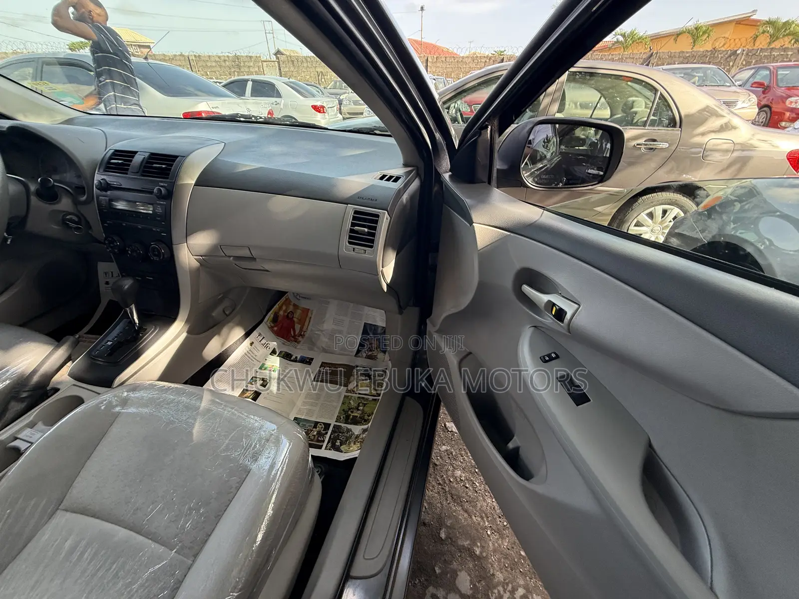Toyota Corolla LE 4dr Sedan (1.8L 4cyl 4A) 2010 Gray