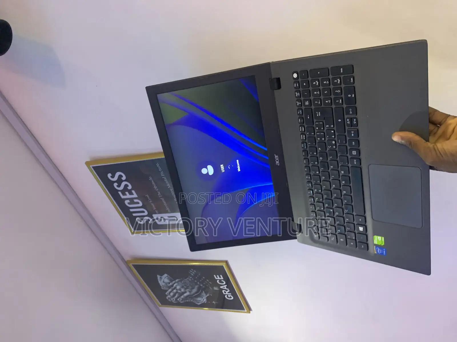 Laptop Acer Aspire E5-573G 4GB Intel Core i3 HDD 250GB