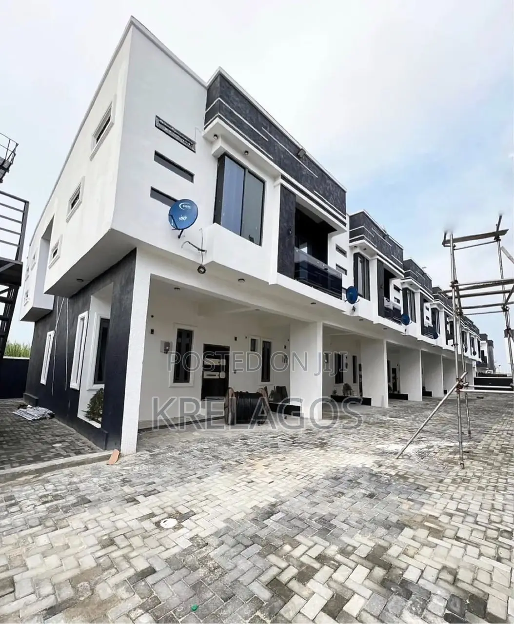 4bdrm Duplex in Lekki Palm City, Ado / Ajah for rent