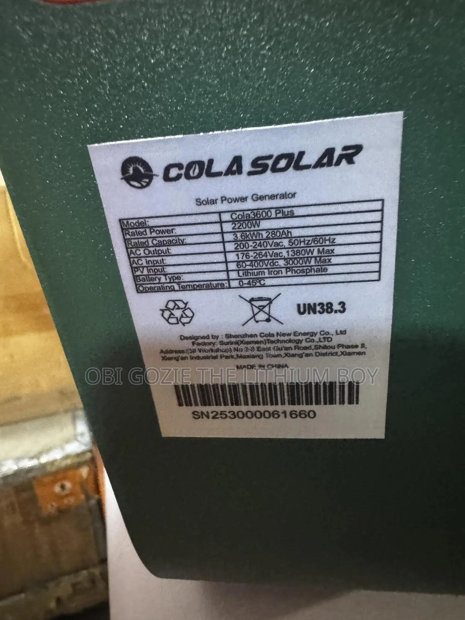 3.6kwh Plus 2200w Cola Solar Power Station Lithium Battery Generator
