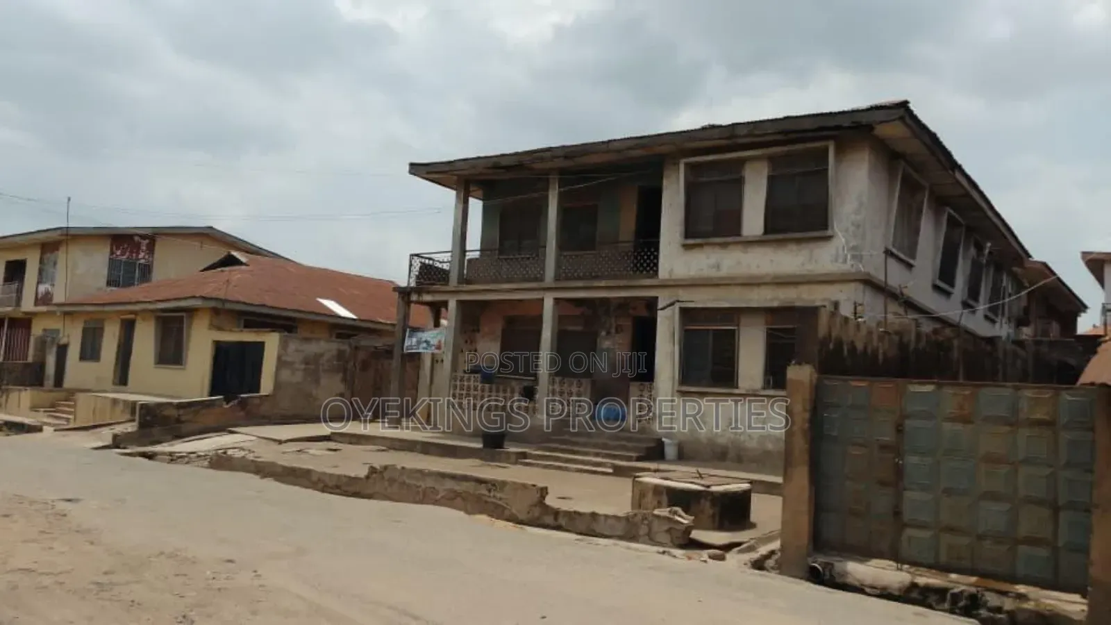 2bdrm Block of Flats in Scout Camp, Akala Express for sale