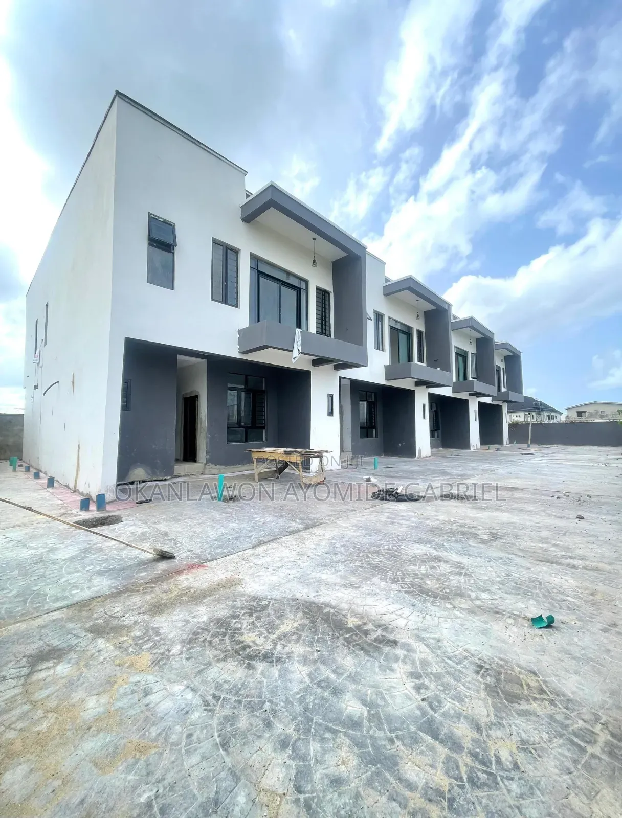 4bdrm Duplex in VGC / Ajah for sale