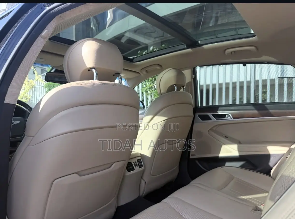 Hyundai Genesis 3.8 AWD 2016 Black