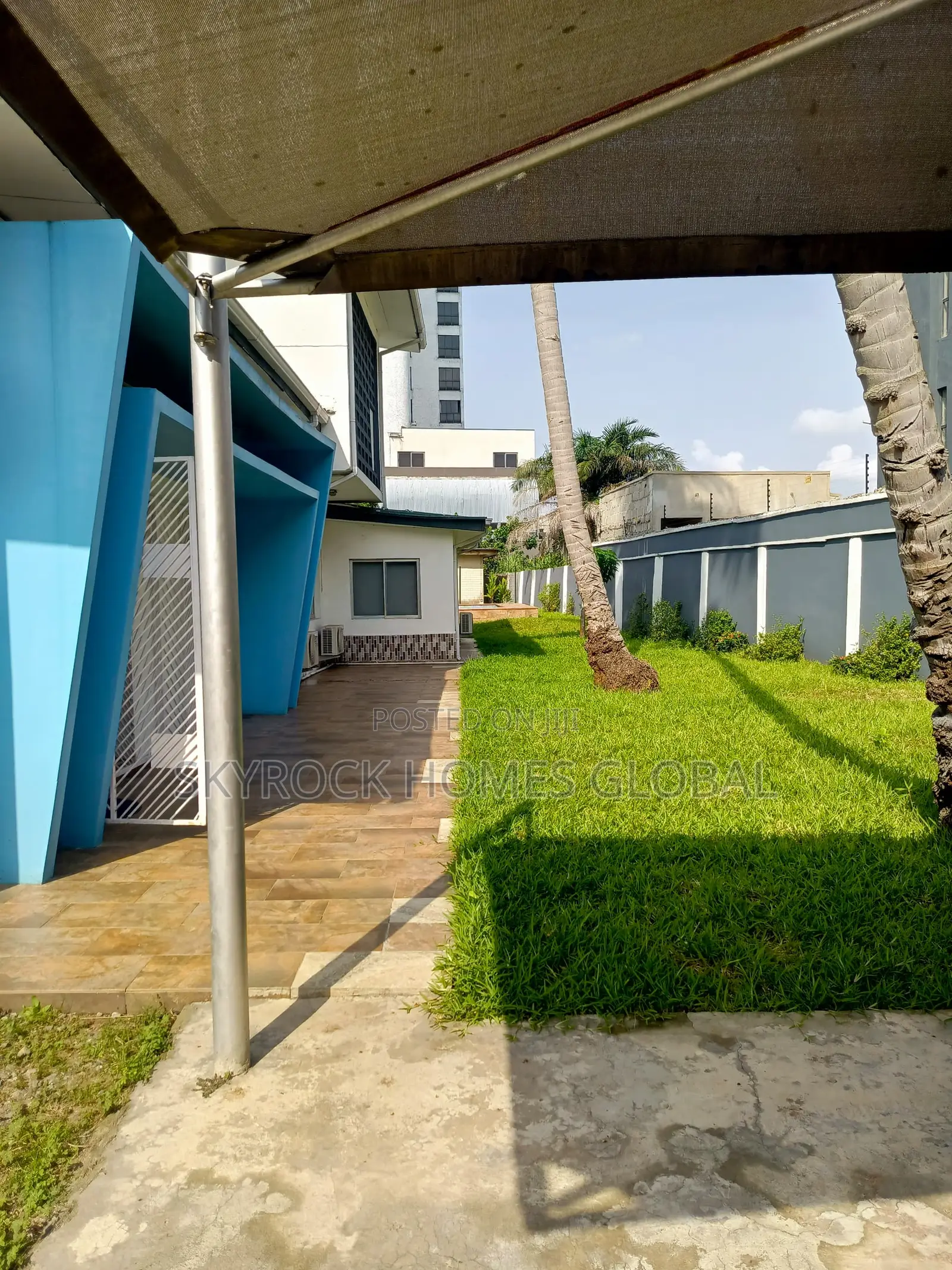 Commercial Office Building of 2000sqm