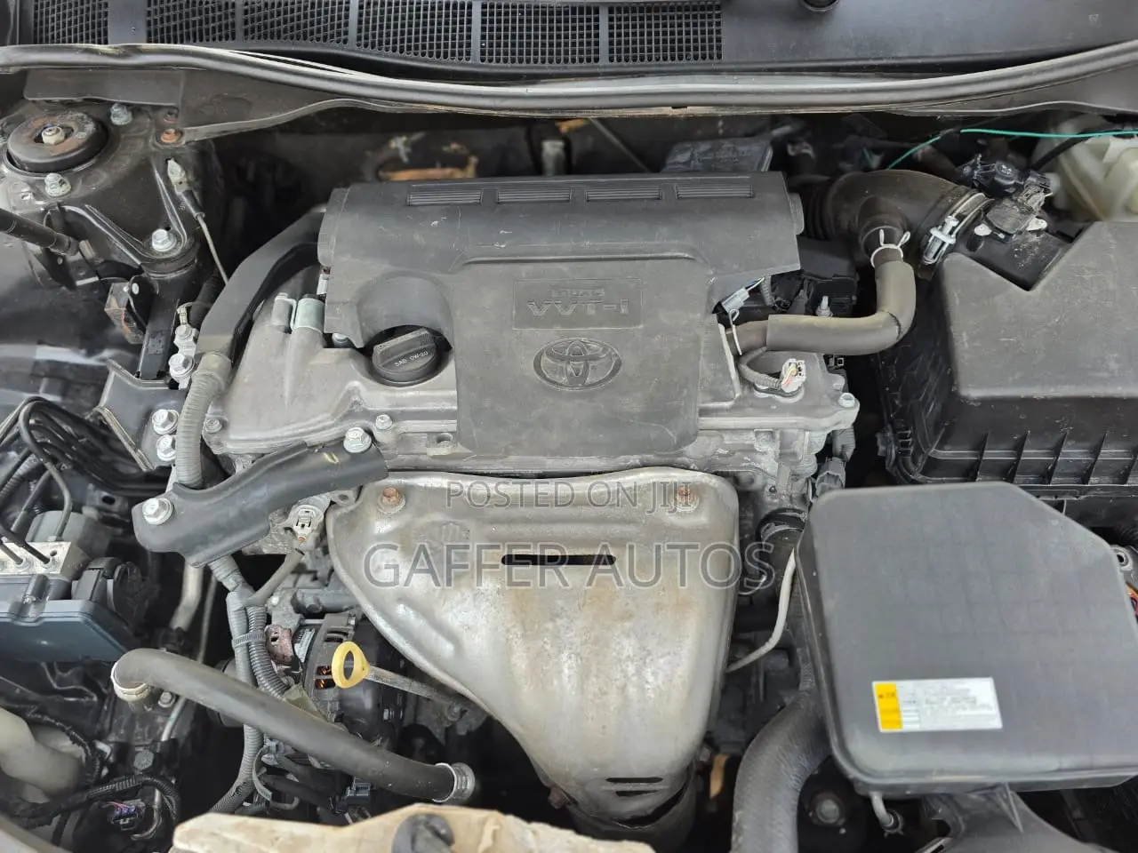 Toyota Camry LE (2.5L 4cyl 8A) 2019 Gray