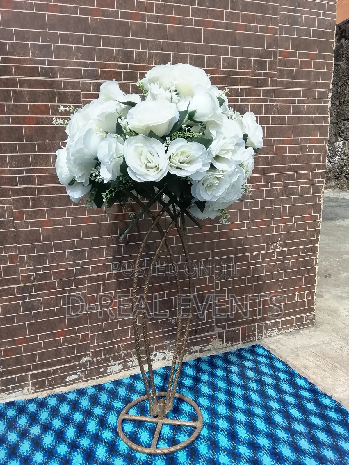Rent Center Piece Flowers