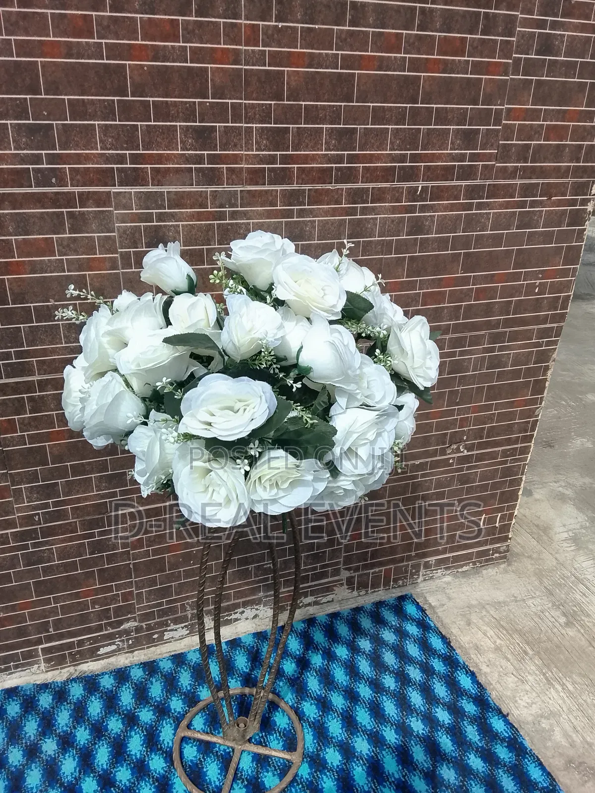 Rent Center Piece Flowers