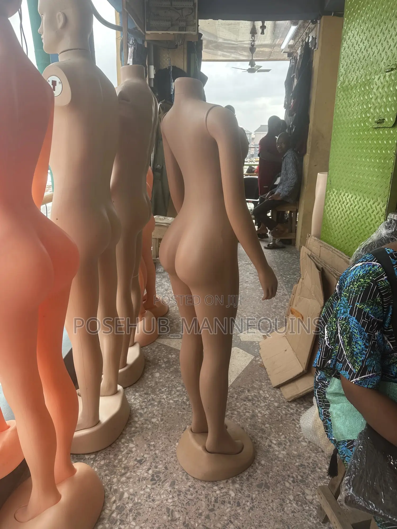 Armless Normal Female Brown Mannequin