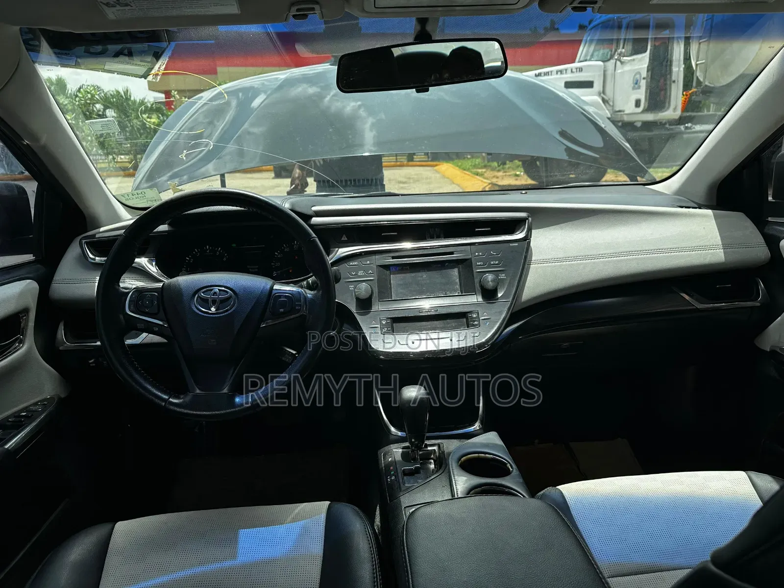 Toyota Avalon XLE 4dr Sedan (3.5L 6cyl 6A) 2014 Black