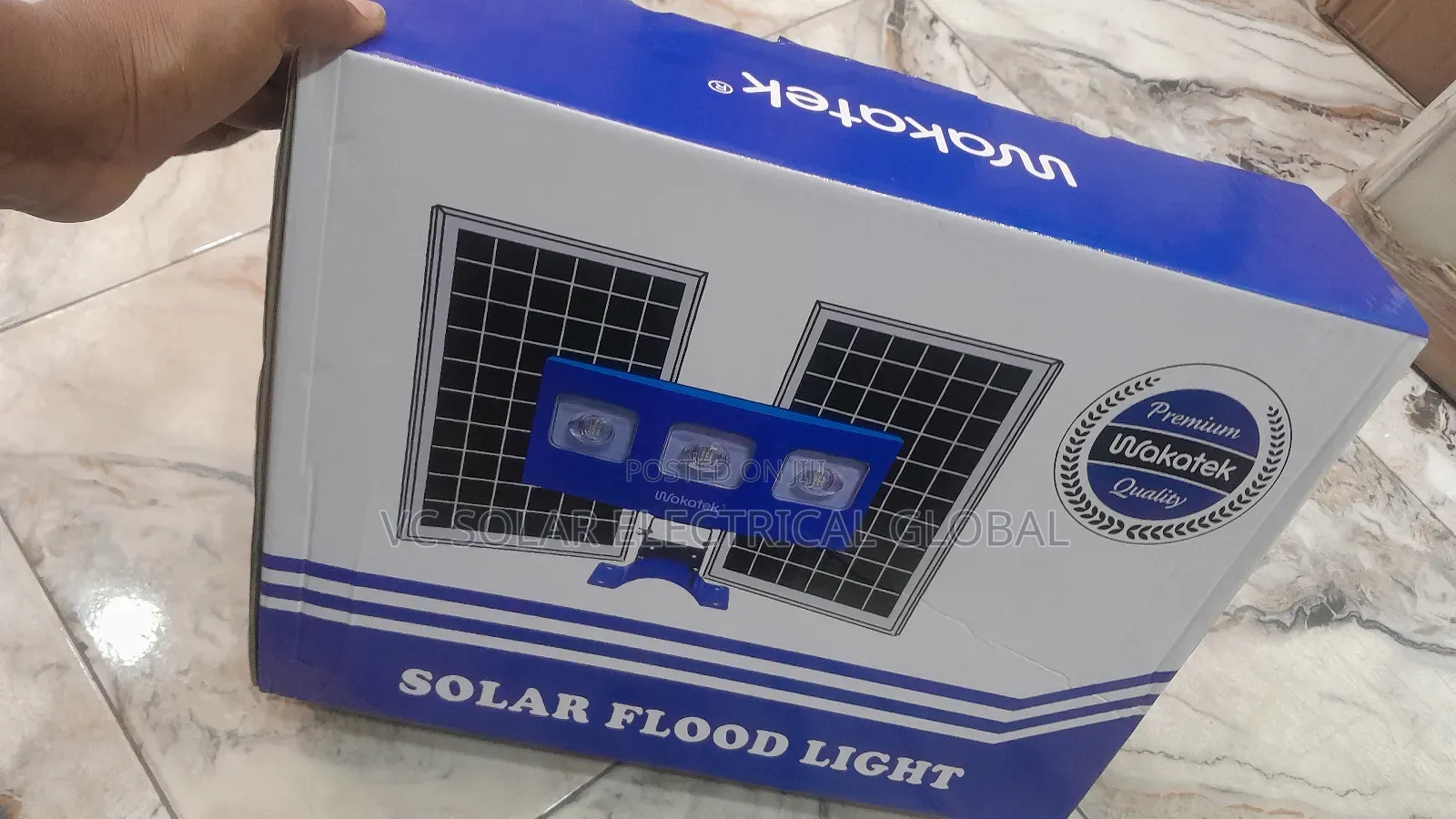 Bright Outdoor Solar Flood Light (Wakatek)
