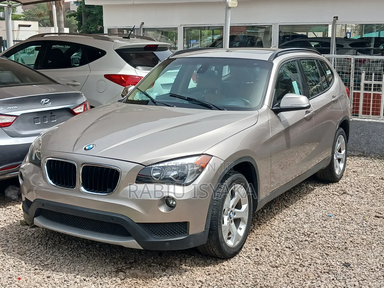 BMW X1 2012 Gold