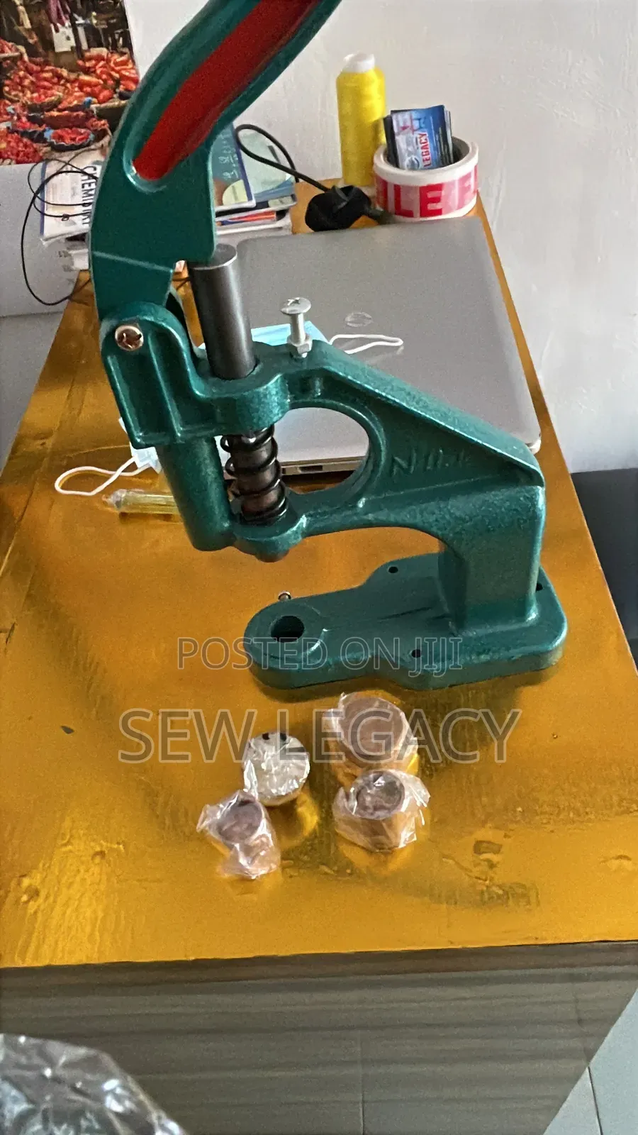 Rivet Machine