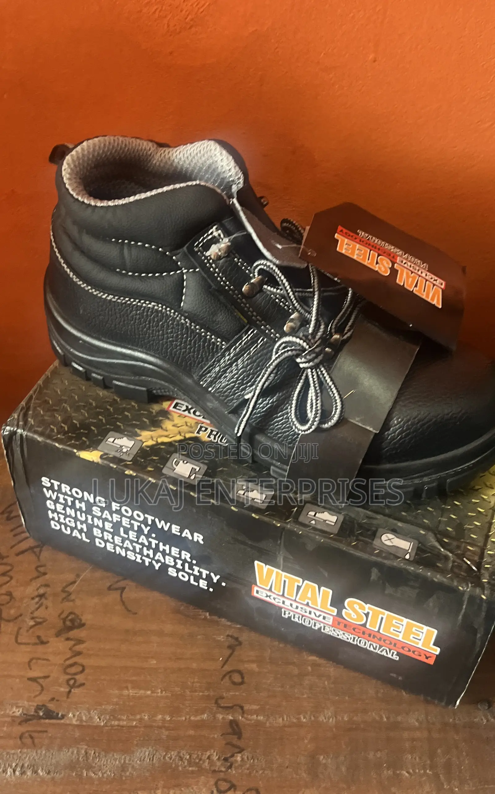 Vital Steel Safety Boot