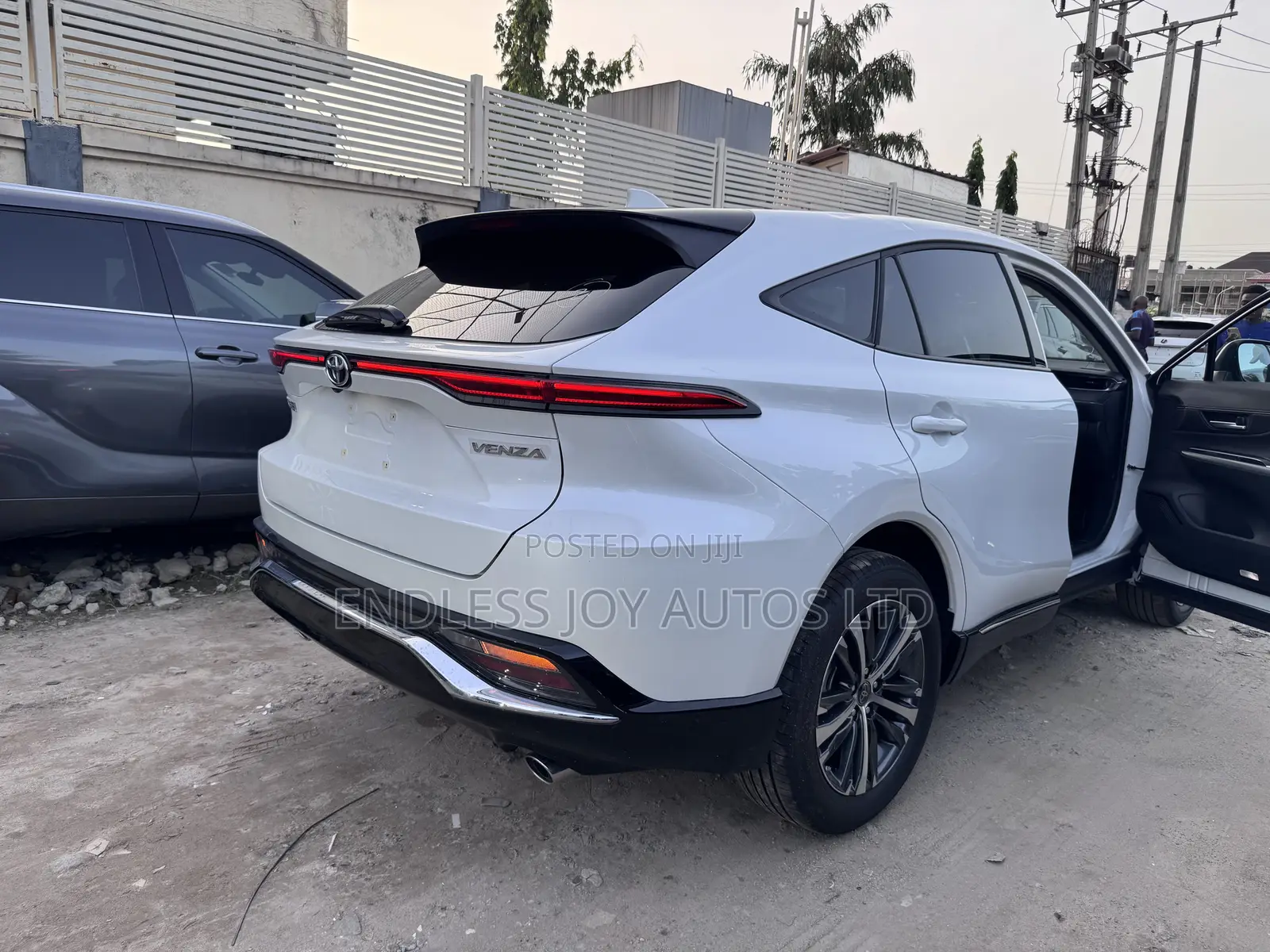 New Toyota Venza 2024 White