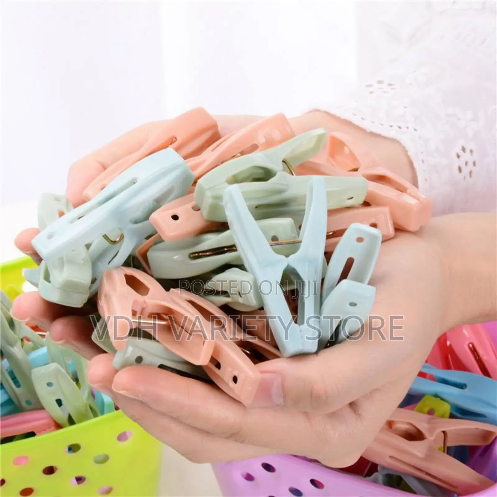 30pc Quality Strong Cloth Peg in Basket Perfect for Souvenir