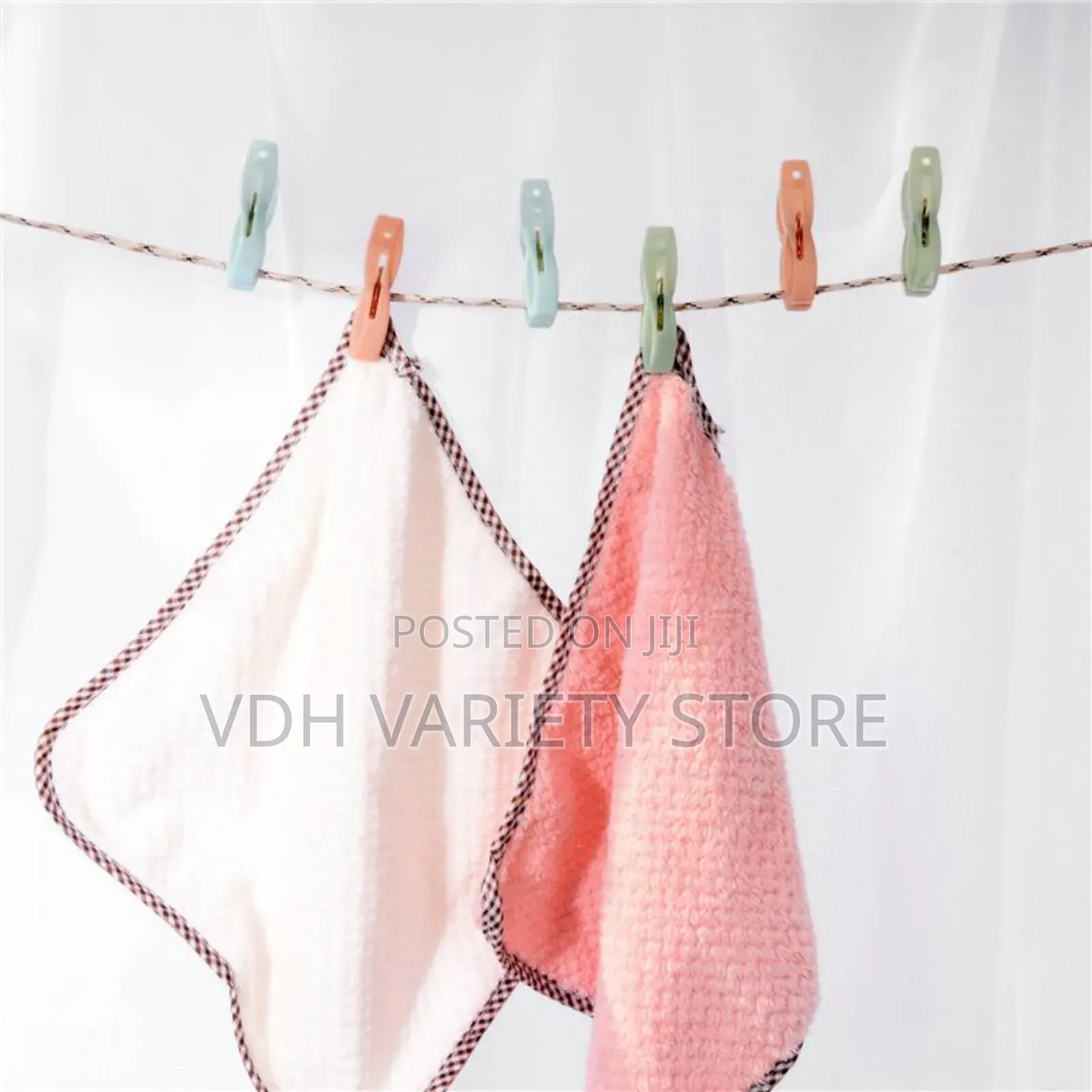 30pc Quality Strong Cloth Peg in Basket Perfect for Souvenir