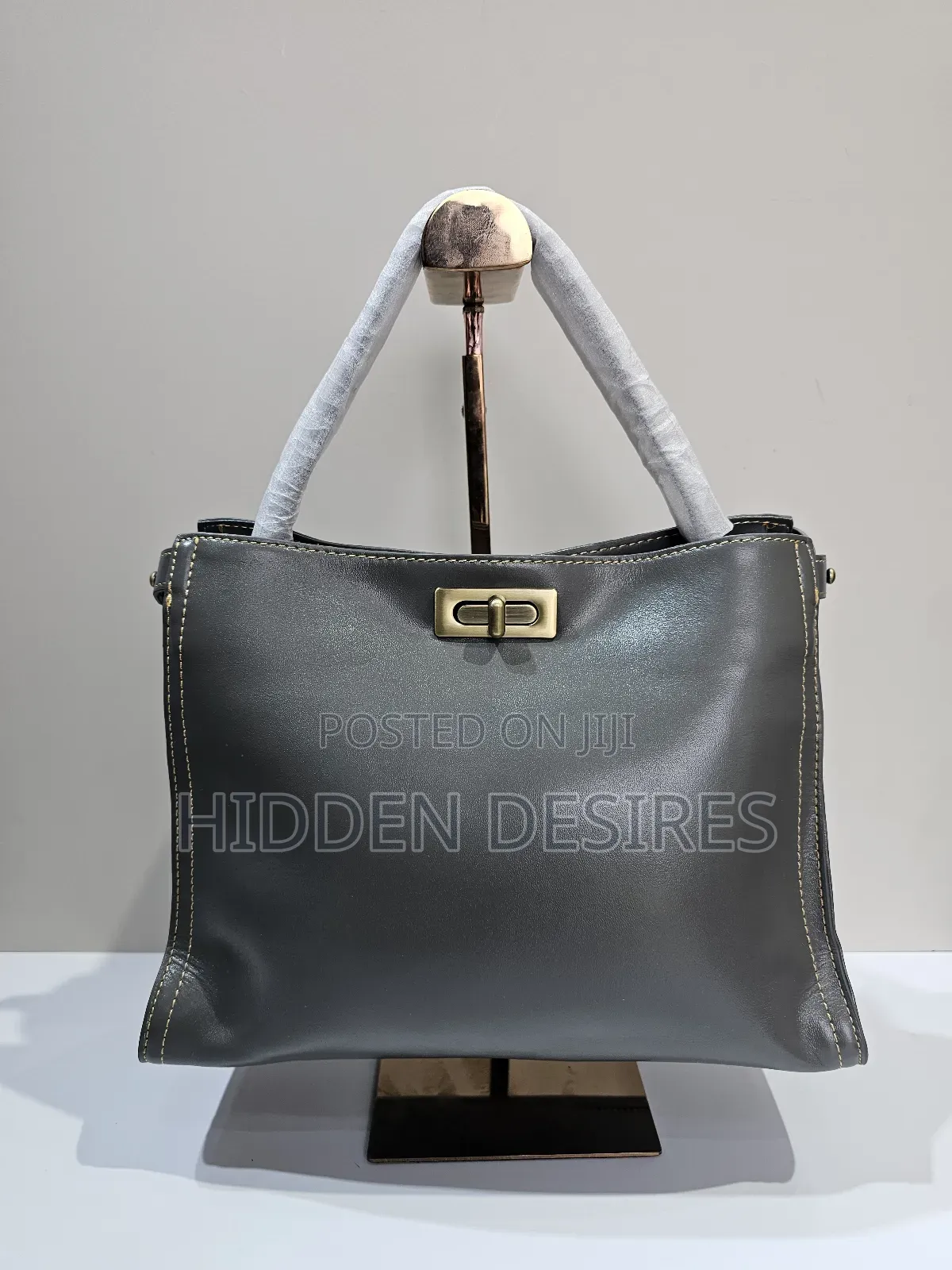 Black Clasp Bag With Thread Detail- Gray