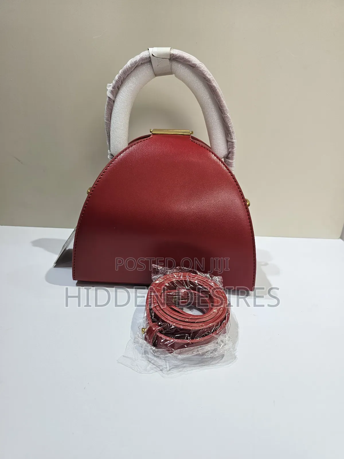 Madam Pandora Bag- Red