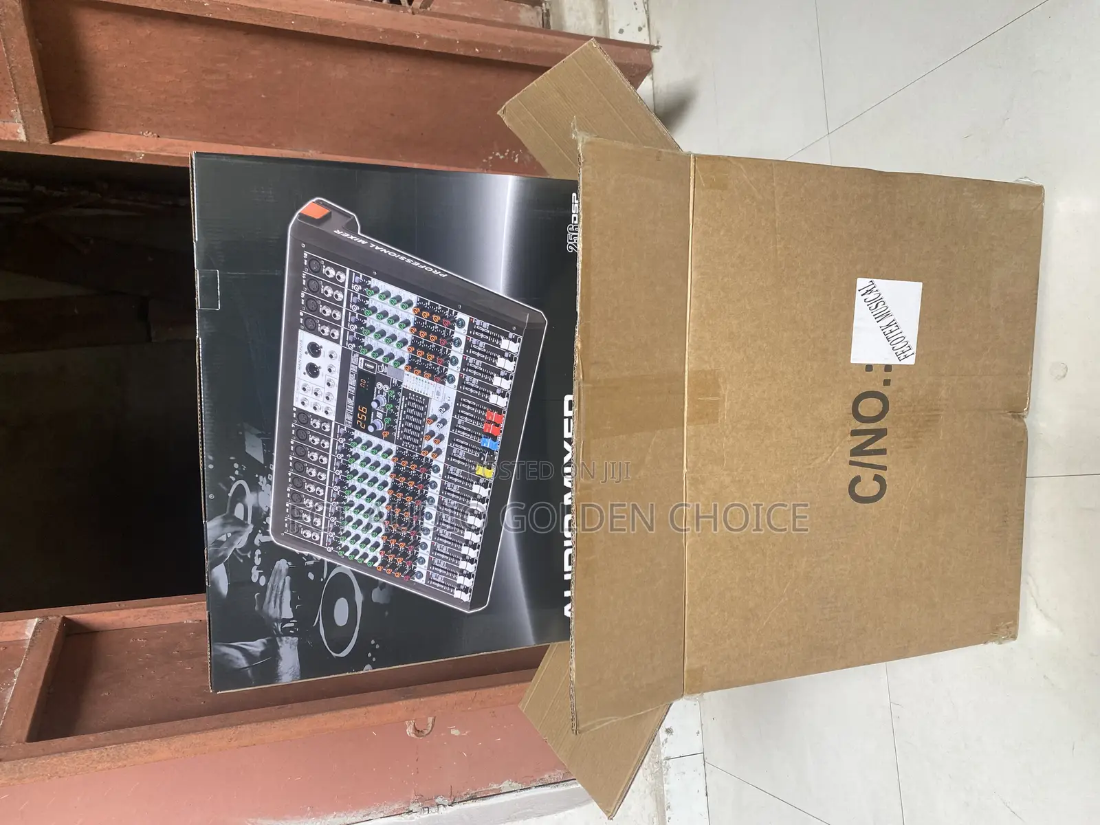 12 Channel Yamaha Signature 12