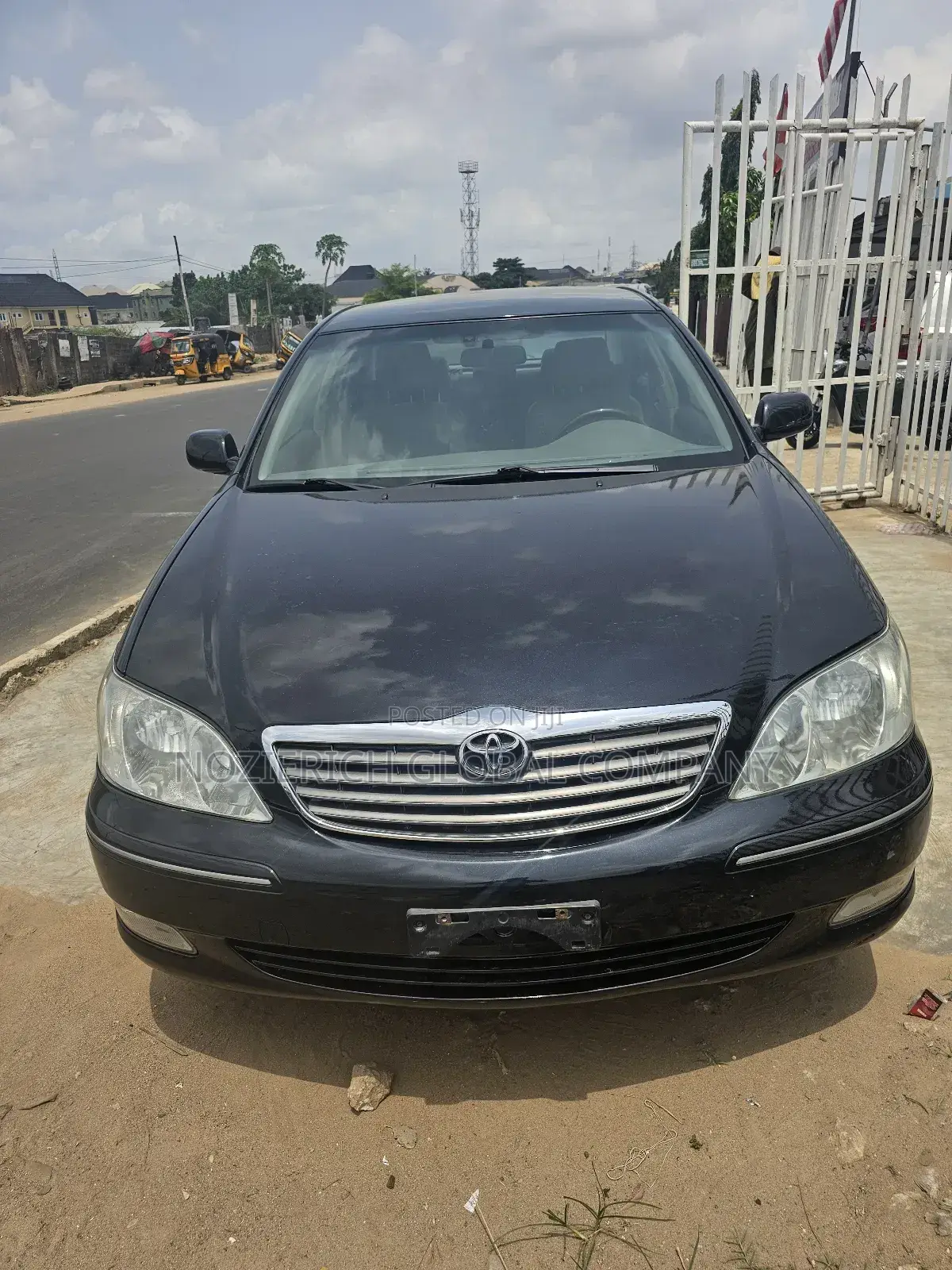 Toyota Camry XLE 4dr Sedan (2.4L 4cyl 4A) 2004 Black
