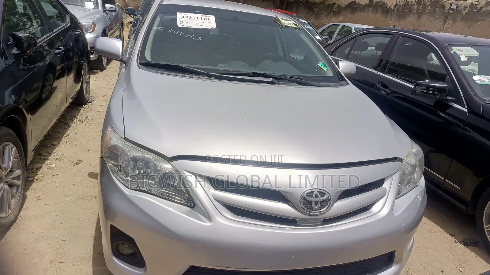 Toyota Corolla LE 4dr Sedan (1.8L 4cyl 4A) 2013 Silver
