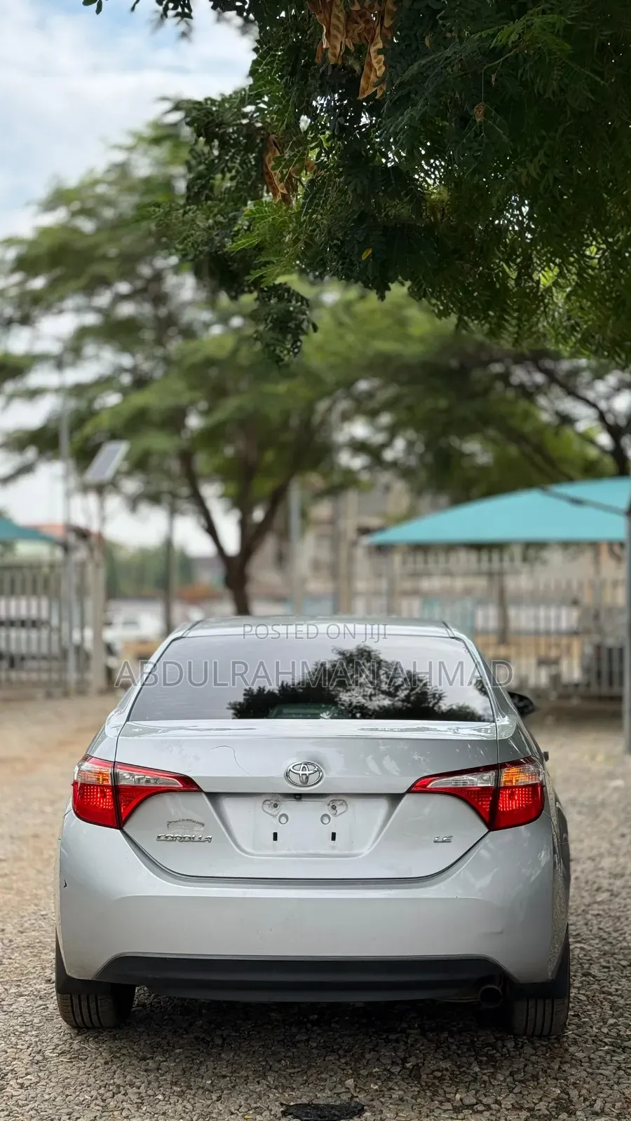Toyota Corolla LE Plus 4dr Sedan (1.8L 4cyl CVT) 2015 Silver