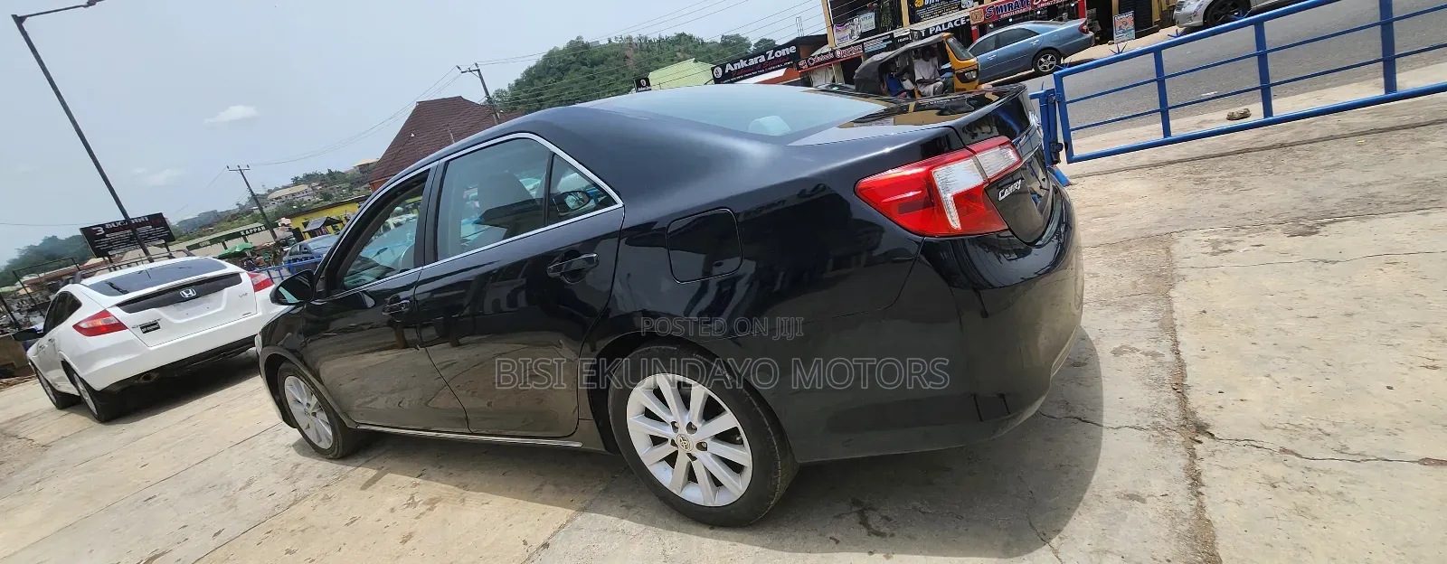 Toyota Camry XLE 4dr Sedan (2.5L 4cyl 6A) 2014 Black