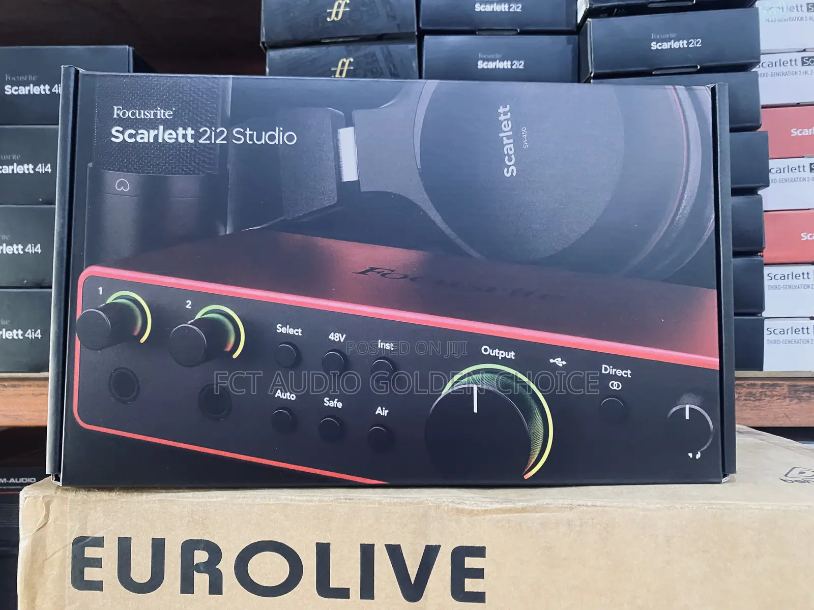 Focusrite Scarlett 2i2 Studio – Professional Recording Bundle