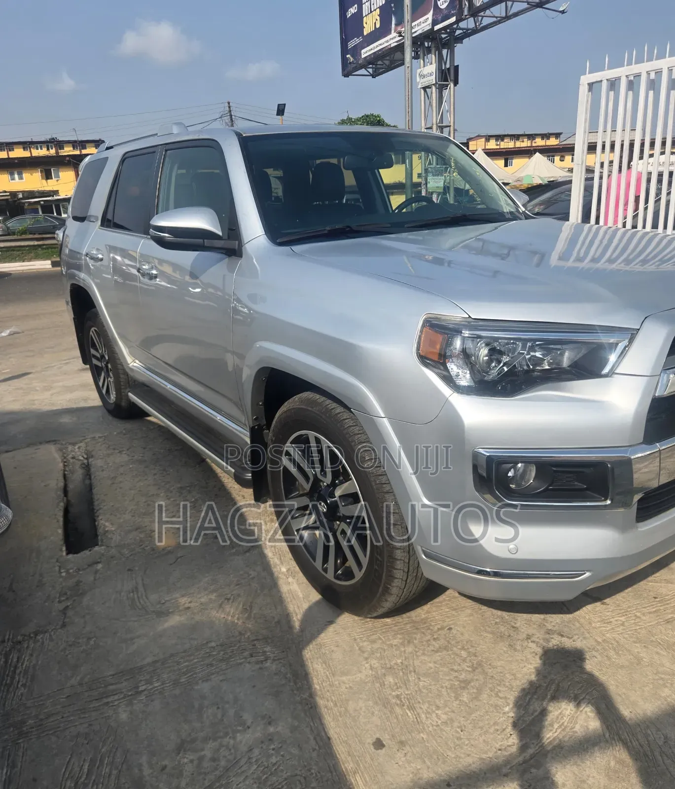 Toyota 4-Runner Limited 4dr SUV 4WD (4.0L 6cyl 5A) 2015 Silver