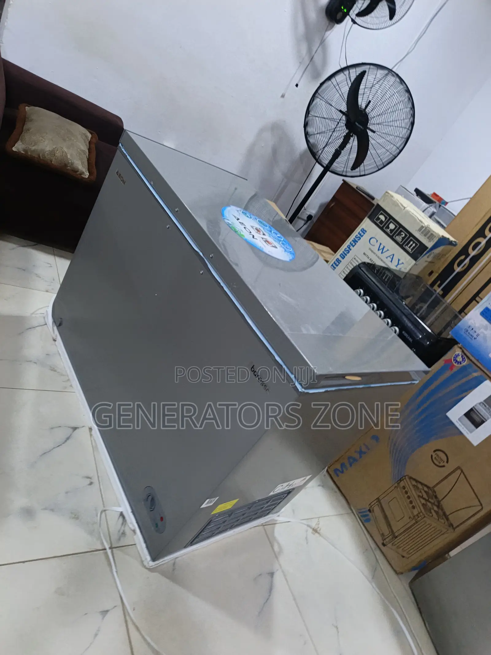 Aeon 250l Chest Freezer for Long Lasting Storage of Items