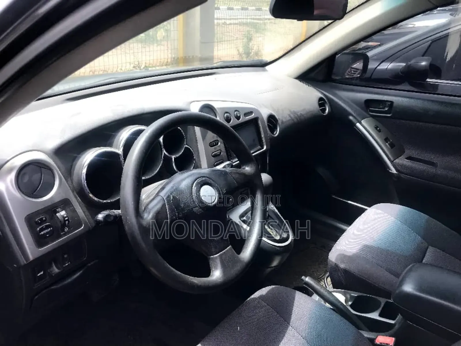 Pontiac Vibe Automatic 2004 Black